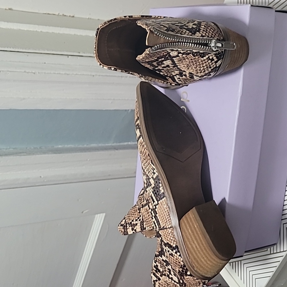 Ankle boots - Picture 3 of 4